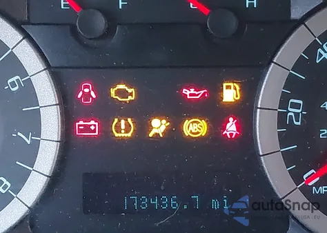 2011 Ford Escape Xlt z USA, uszkodzony, nr VIN 1FMCU9D73BKB10993